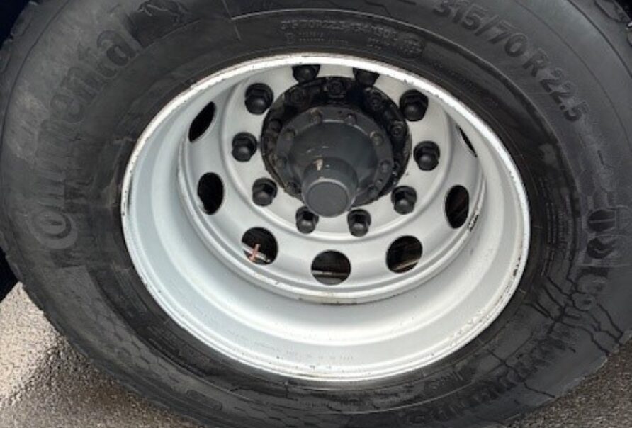 SCANIA R 450     4 PIECES FOR SALE