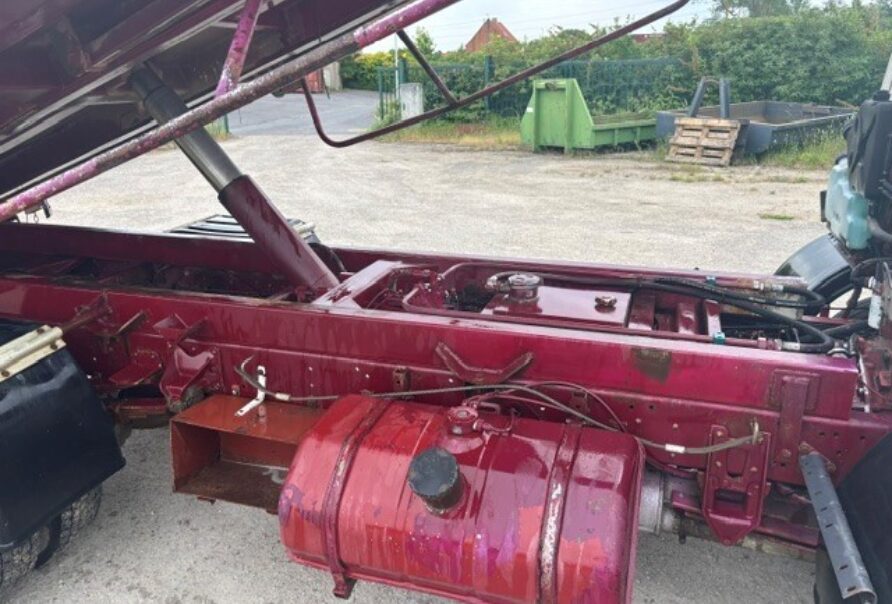 Renault Midliner Kipper