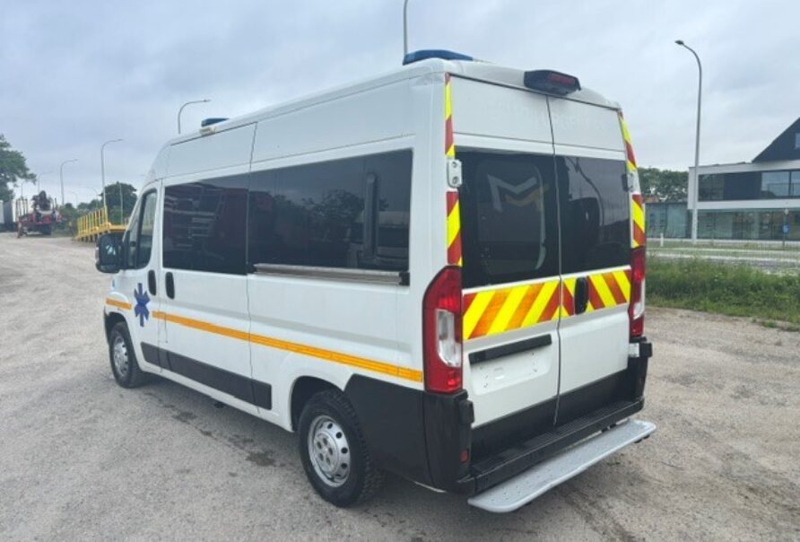 Peugeot Boxer  Ambulance