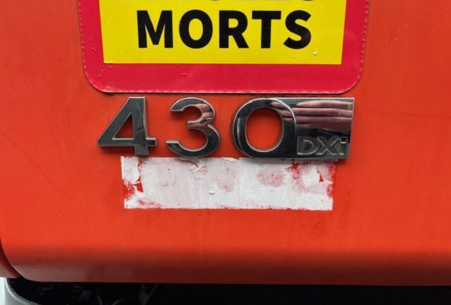 Renault KERAX   430   8X4