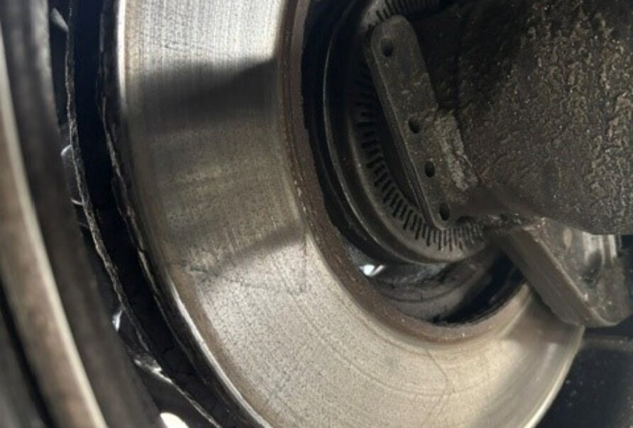 A&D Schuifoplegger  met Laadbrug