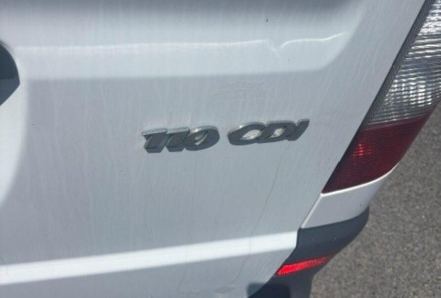 Mercedes Vito  110