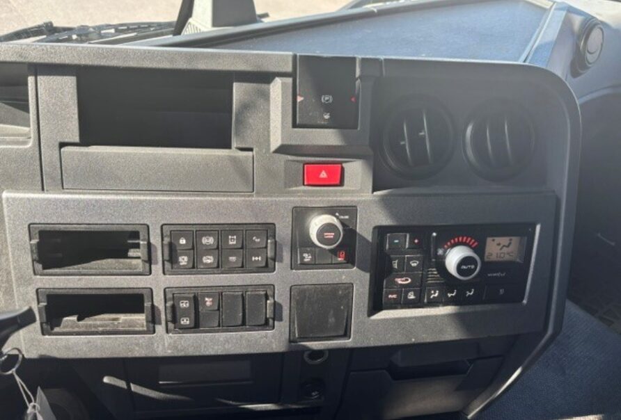 Renault T 460