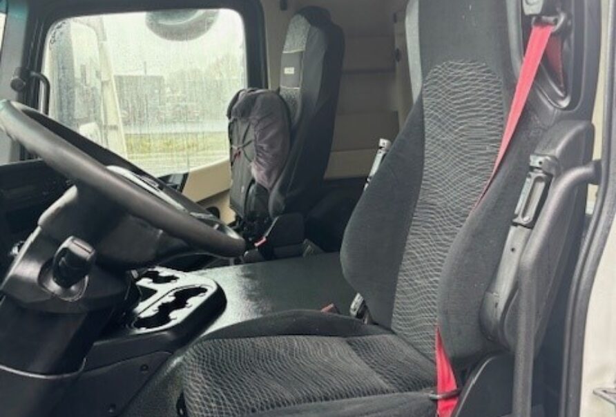 Mercedes Actros  1843