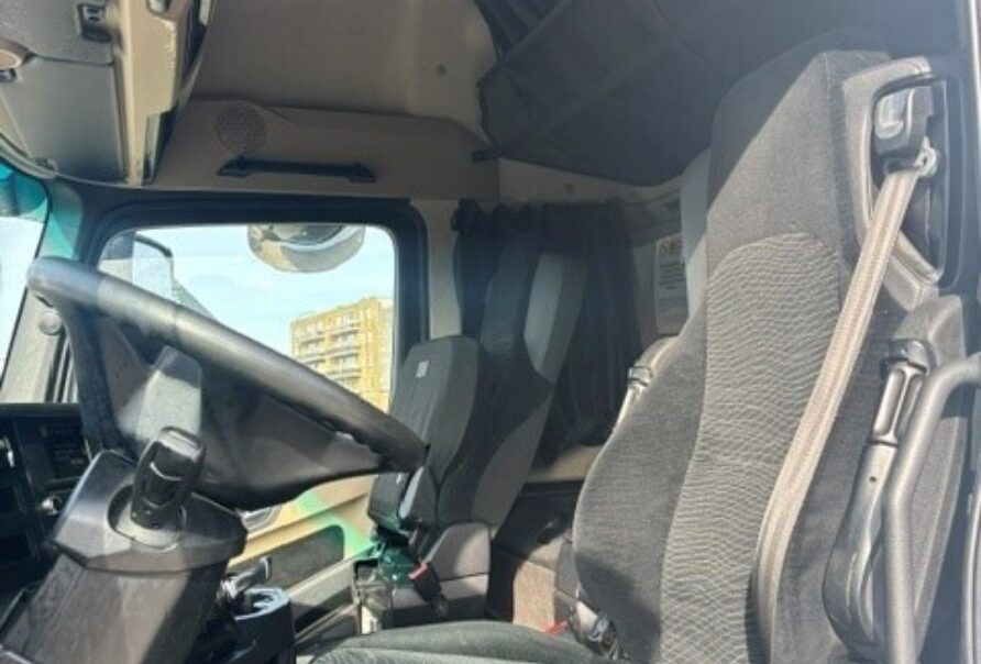 Mercedes Actros   1845   mega