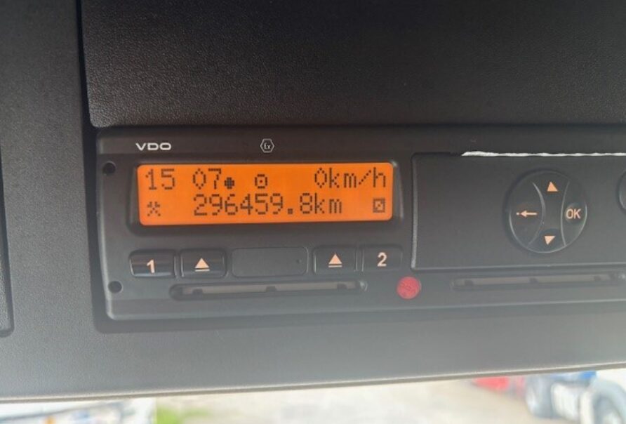 Mercedes Actros  1940