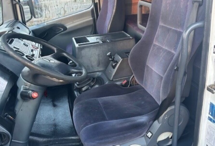 Mercedes Atego   918