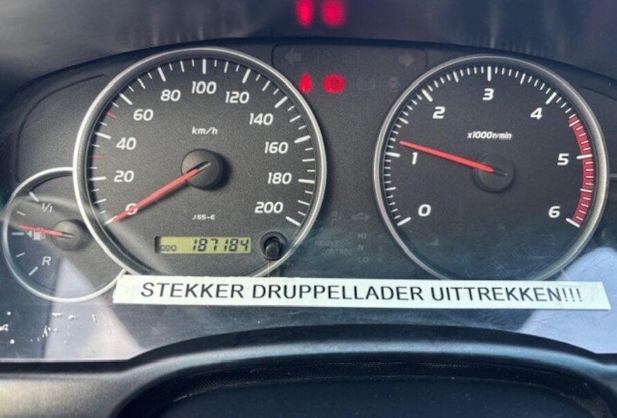 Toyota Landcruiser   4X4