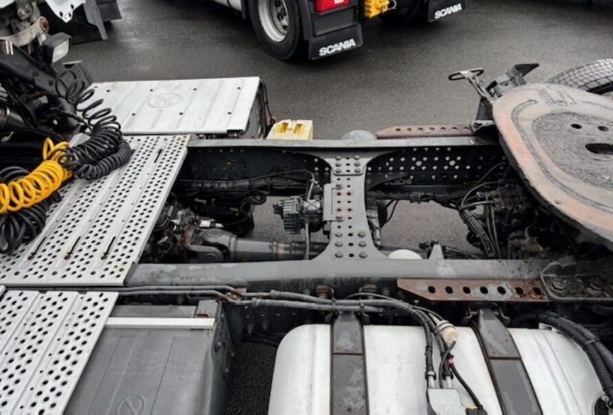 Mercedes Actros 1843