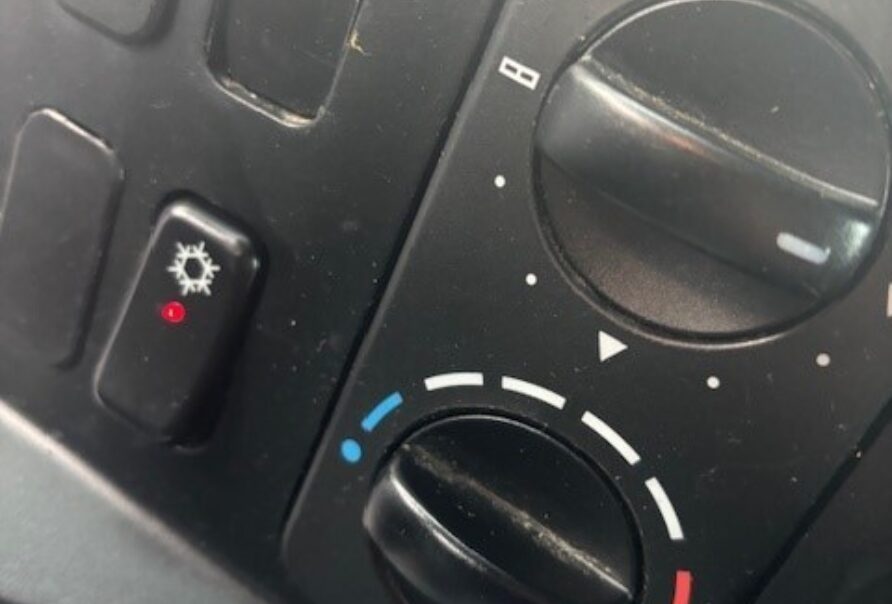 Mercedes Atego  1018