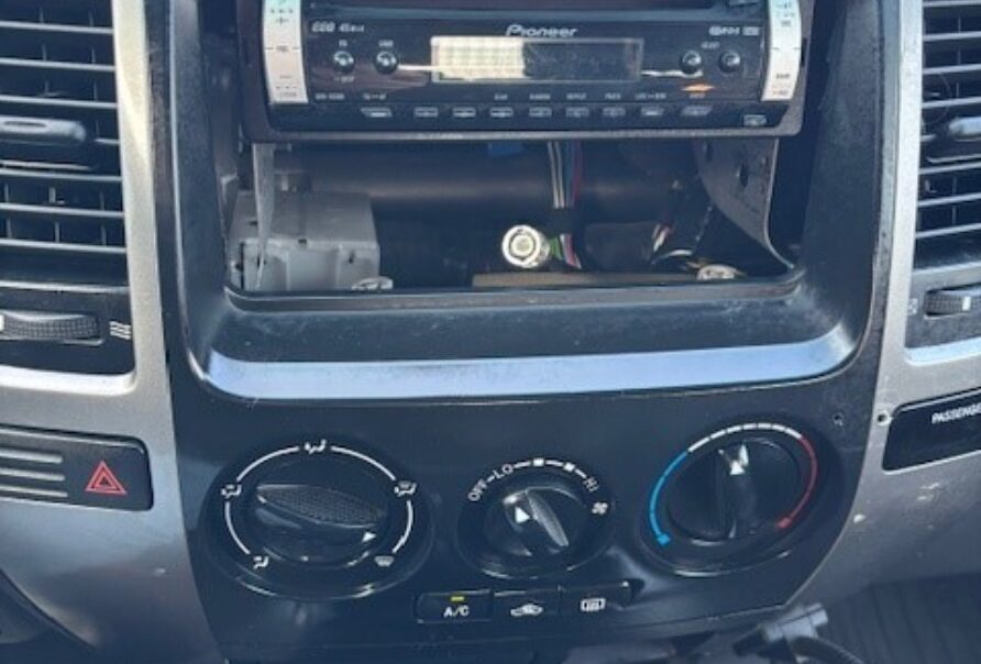 Toyota Landcruiser   4X4