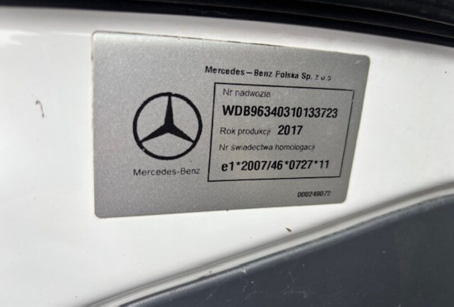 Mercedes Actros  1843