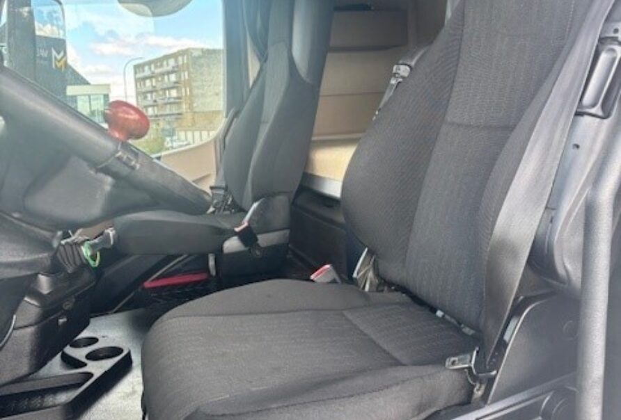 Mercedes Actros  1940