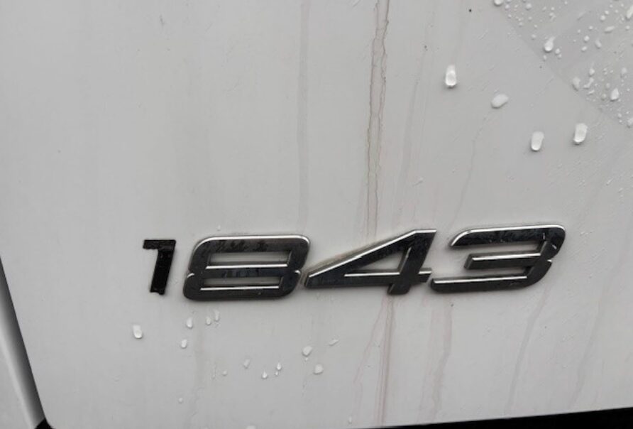 Mercedes Actros 1843