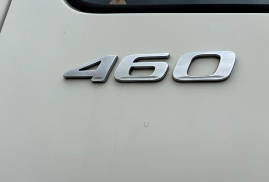 DAF XF 105 460 SPACE CAB