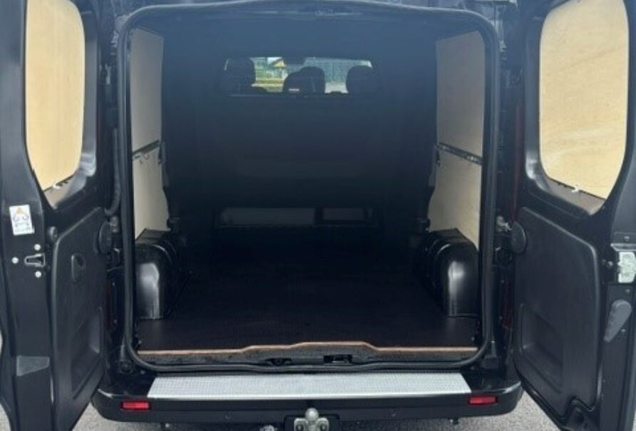 Renault Trafic   Automaat   6 zitplaatsen