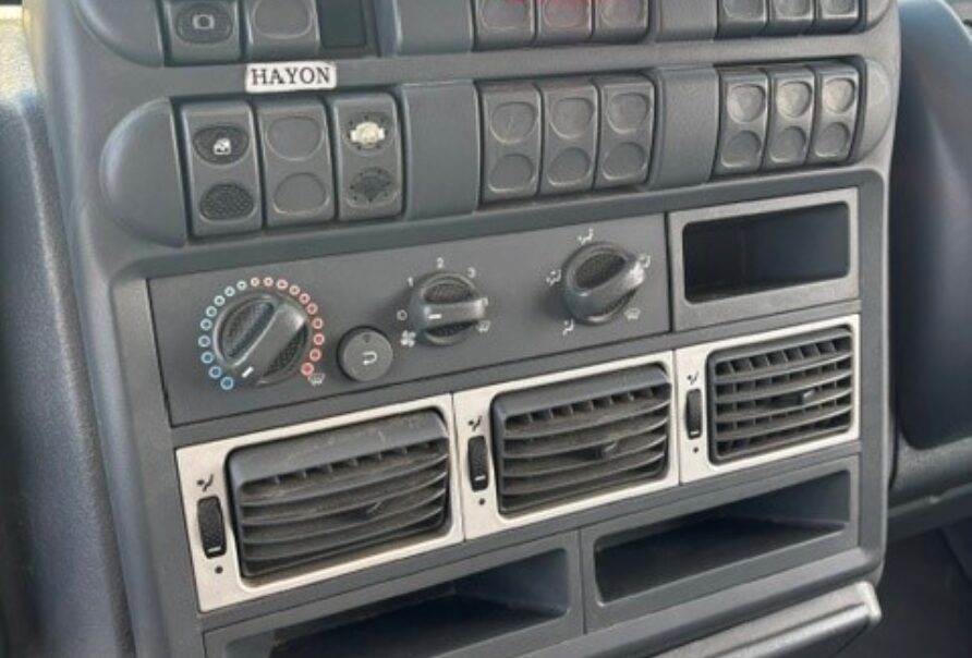 Iveco Eurocargo   120E18
