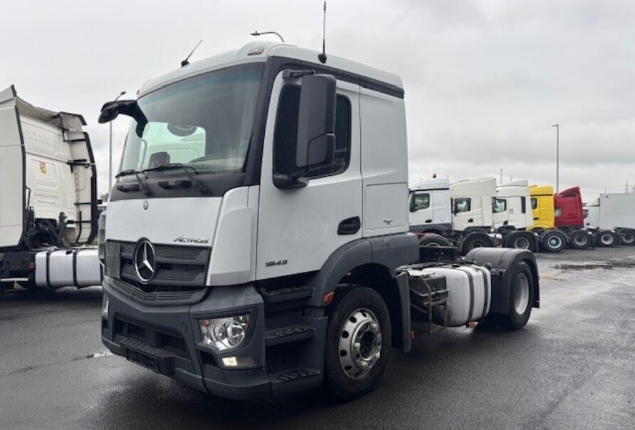 Mercedes Actros  1843