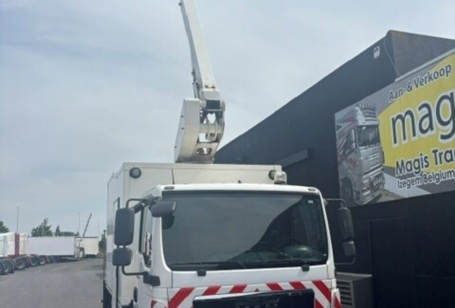 MAN TGL  12.180  HOOGTEWERKER