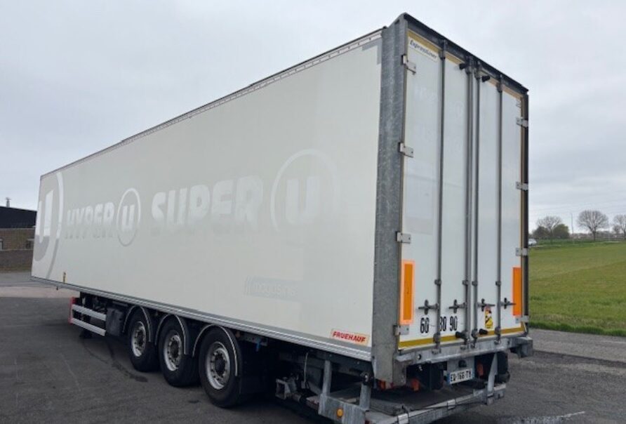 Freuhauf   Boxtrailer   2M95