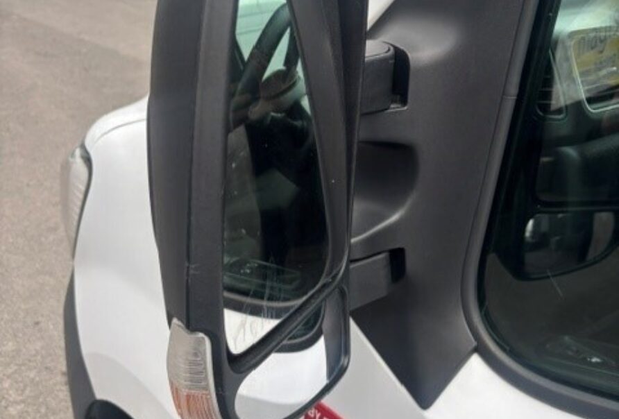 Renault Master  Bakwagen Laadlift