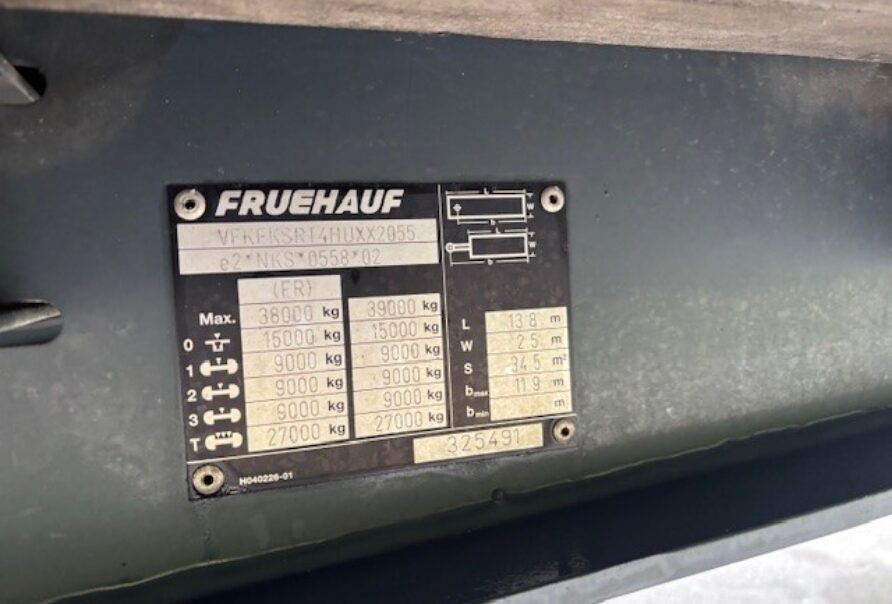 Freuhauf   Boxtrailer   2M95