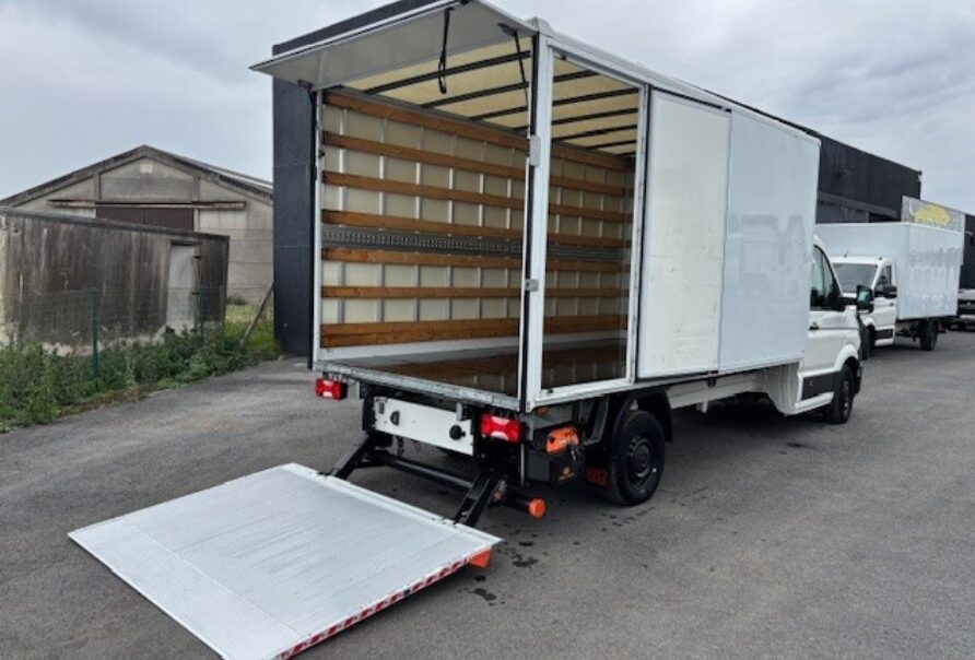 3 X VW CRAFTER     MEUBELBAK   LAADBRUG