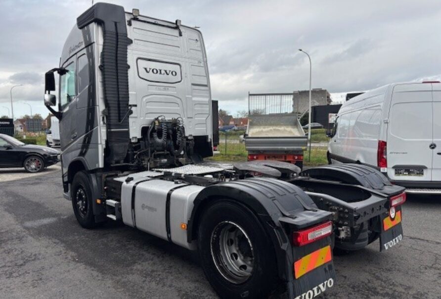 VOLVO FH  460  GLOBE