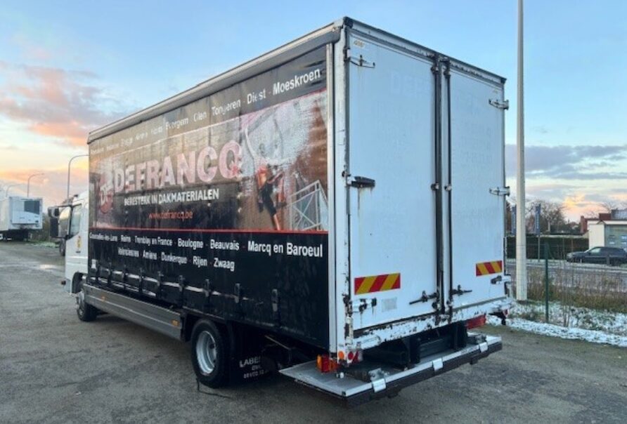 Mercedes Atego   918