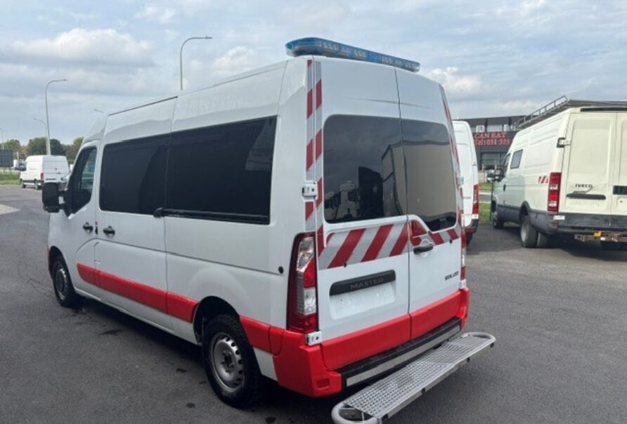 Renault Master Ambulance