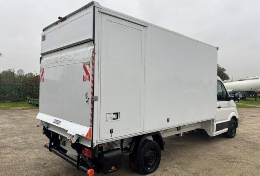 VW Crafter  Meubelbak  Laadbrug
