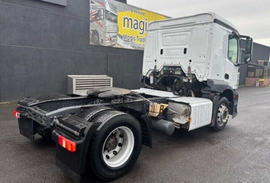 Mercedes Actros  1843