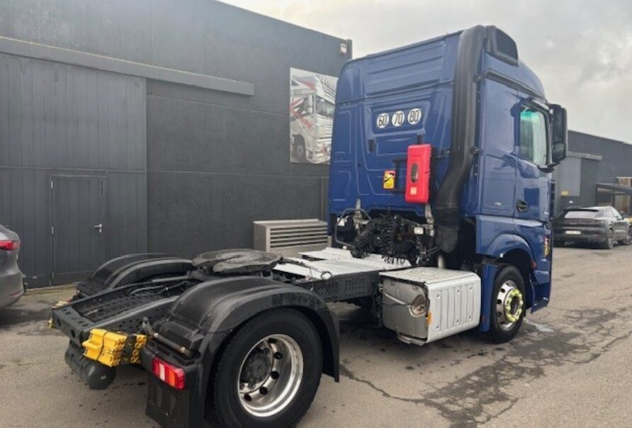 Mercedes Actros 1843  ADR