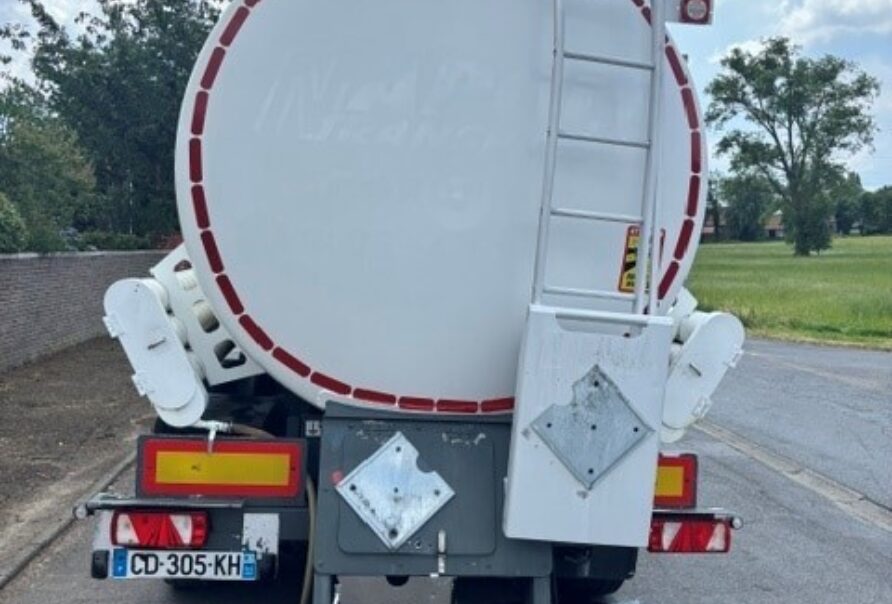 Tankoplegger Trailor   38.000 LITERS   9  COMPARTIMENTEN