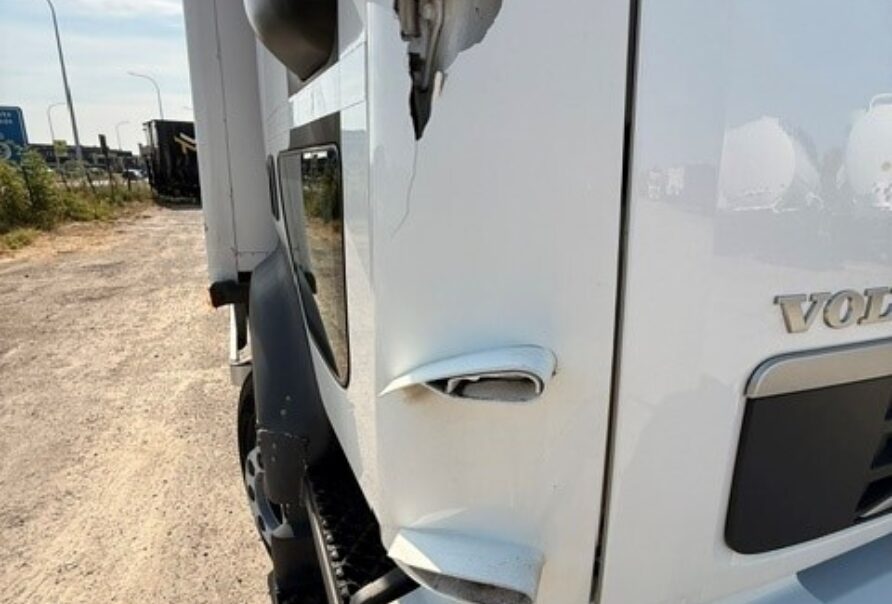 VOLVO FL 240
