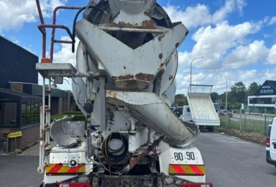Volvo FM  410   8X4  Betonmixer