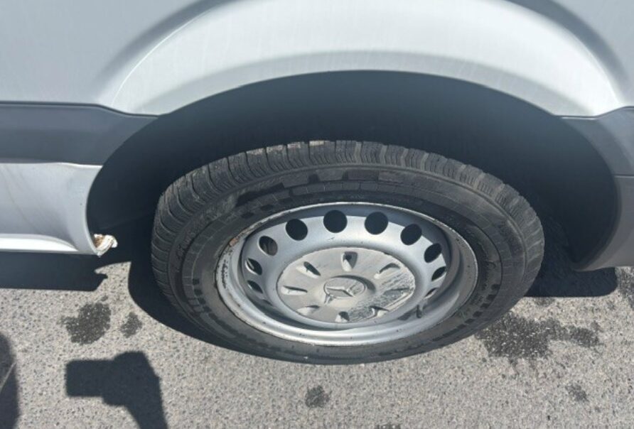 Mercedes Vito  110