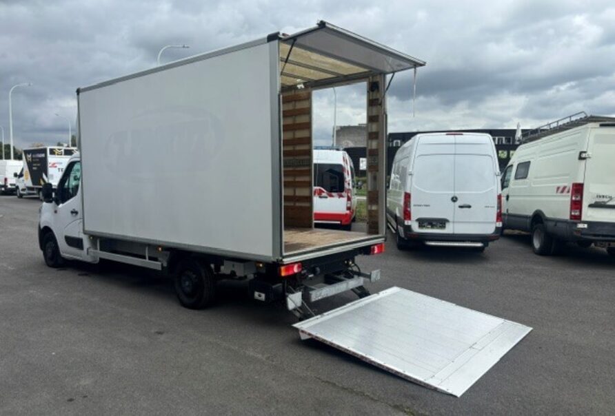 Renault Master  Bakwagen Laadlift