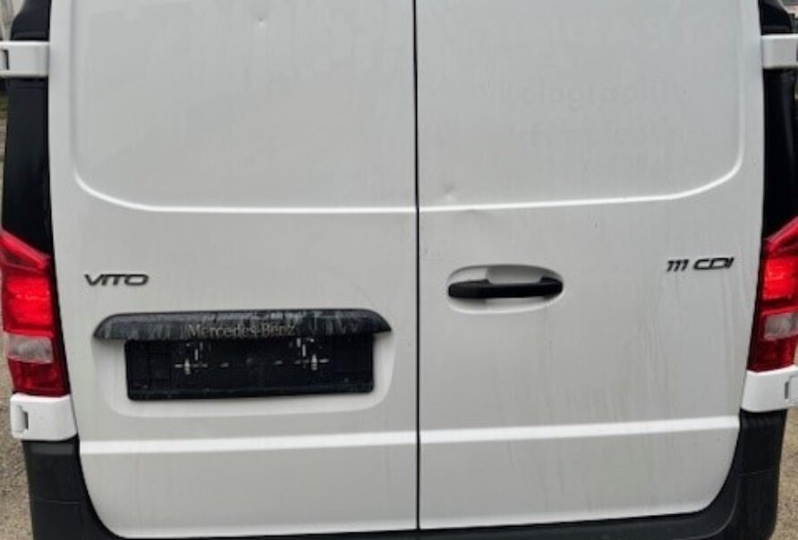 Mercedes Vito 111