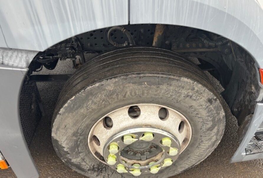 Mercedes Actros  1843