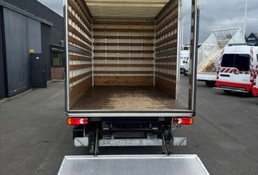 Renault Master  Bakwagen Laadlift