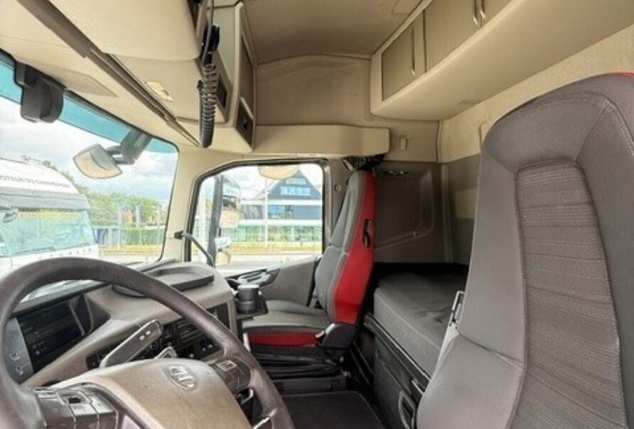 VOLVO FH 460