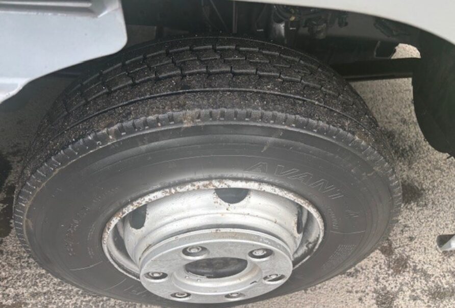 Mercedes Atego  1018