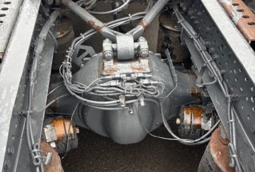 Mercedes Actros  1843