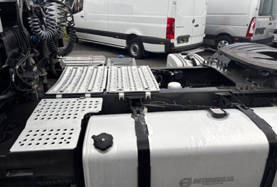 VOLVO FH  460  GLOBE