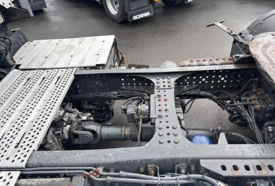 Mercedes Actros  1843