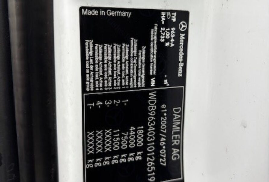 Mercedes Actros 1843