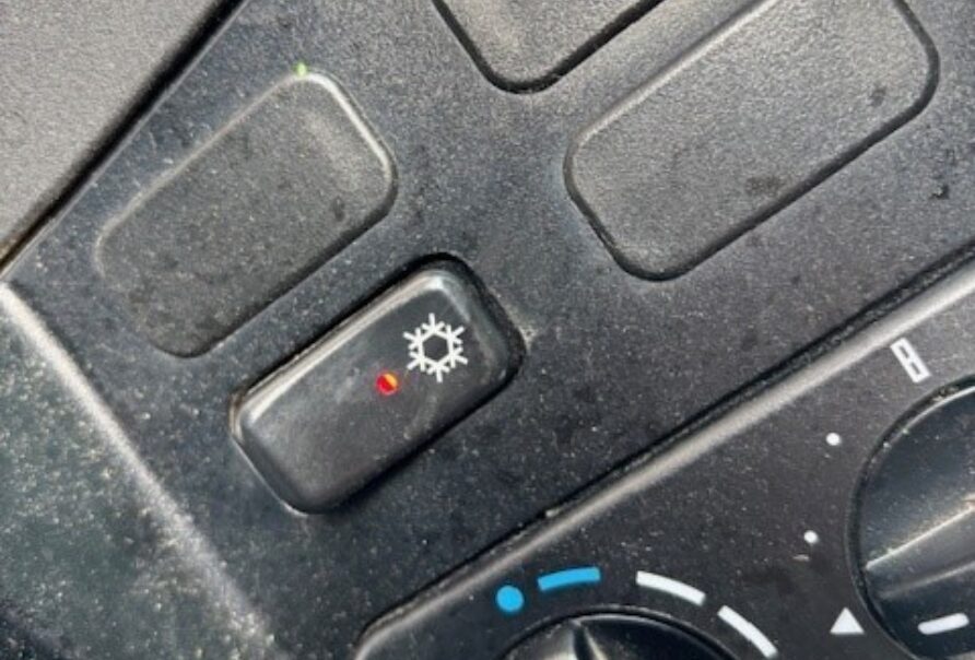 Mercedes Atego   918