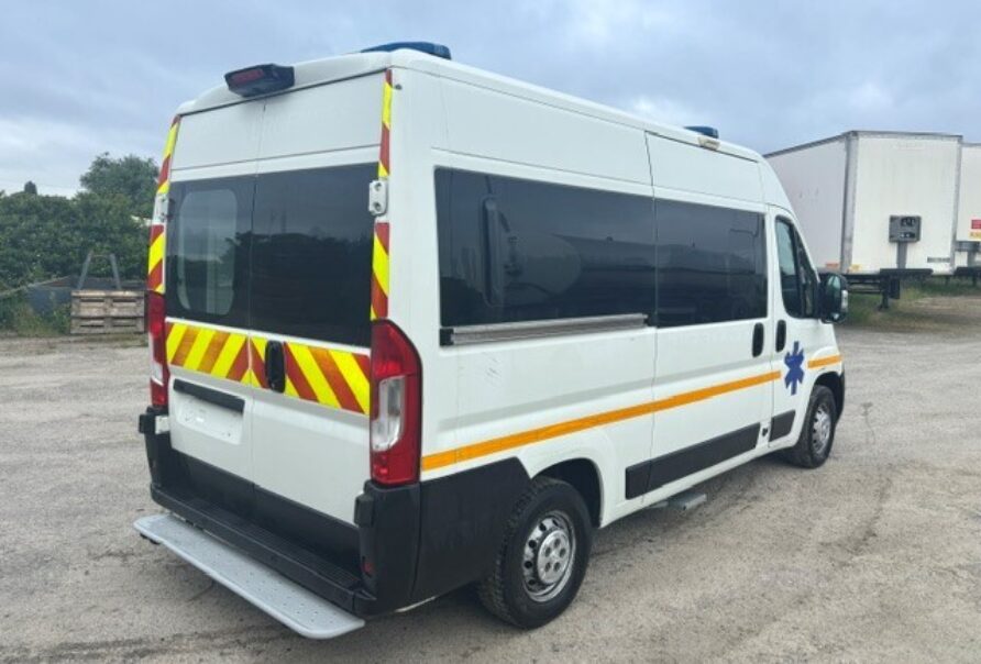 Peugeot Boxer  Ambulance