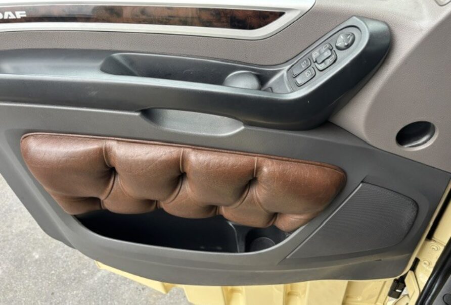 DAF XF 480  SPACE CAB   MANUAL GEARBOX